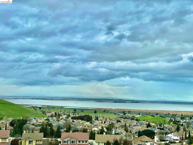 222 Manuel Ct, Bay Point, CA 94565