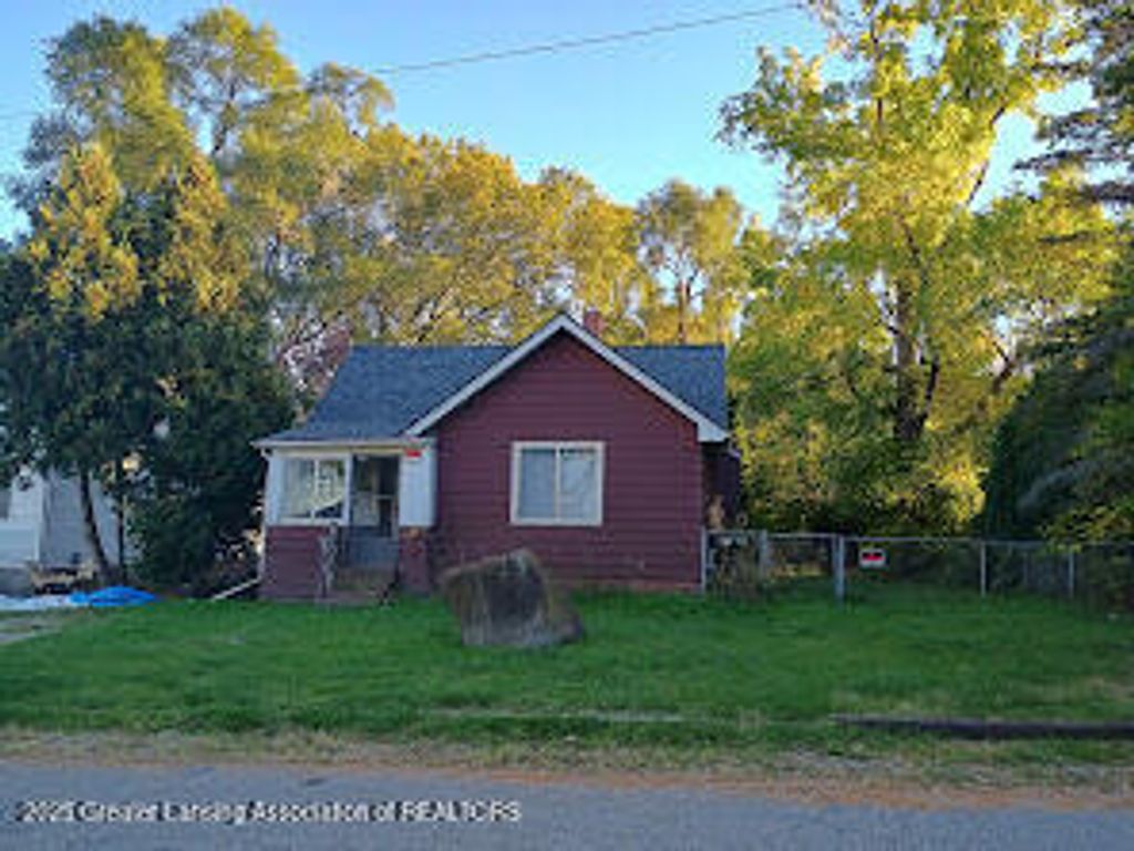 2805 W Washtenaw Street, Lansing, MI 48917