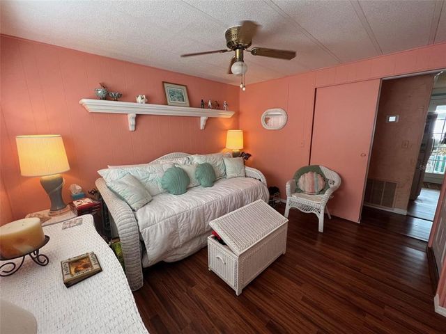 53 PINDO PALM STREET E, Largo, FL 33770