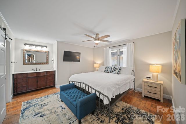 363 S Sequoyah Lane, Brevard, NC 28712