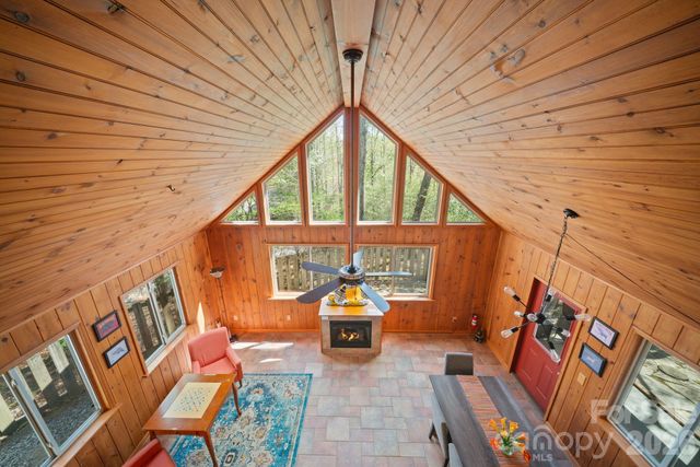 363 S Sequoyah Lane, Brevard, NC 28712