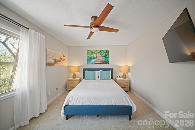 363 S Sequoyah Lane, Brevard, NC 28712
