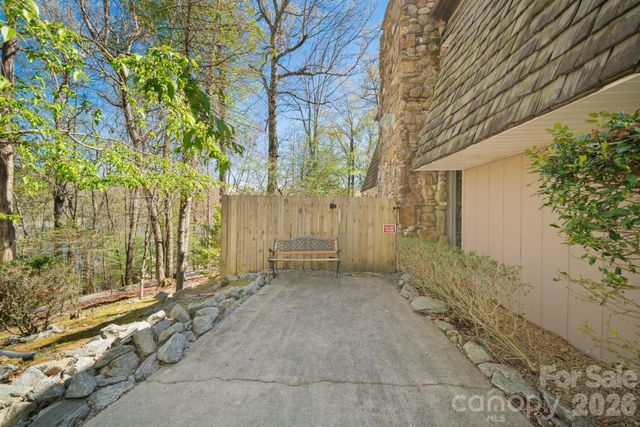 363 S Sequoyah Lane, Brevard, NC 28712
