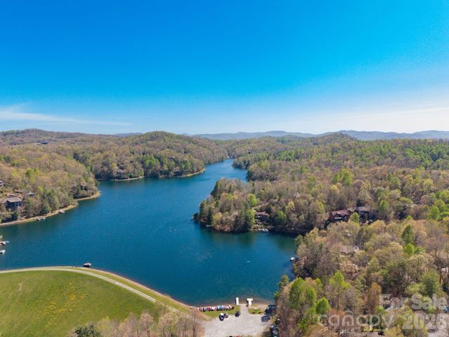 363 S Sequoyah Lane, Brevard, NC 28712