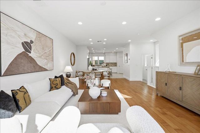 2927 Kaiser Drive, Santa Clara, CA 95051