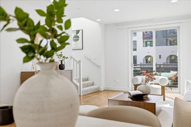 2927 Kaiser Drive, Santa Clara, CA 95051