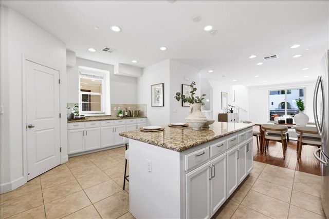 2927 Kaiser Drive, Santa Clara, CA 95051