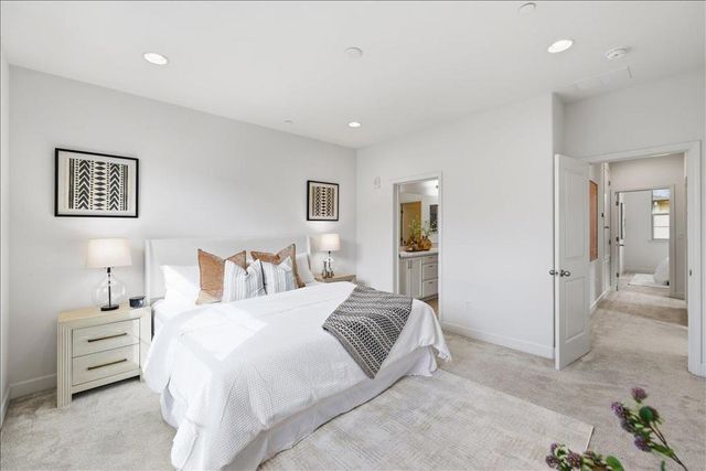 2927 Kaiser Drive, Santa Clara, CA 95051