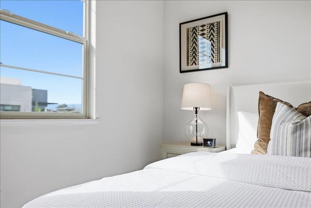 2927 Kaiser Drive, Santa Clara, CA 95051