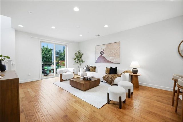 2927 Kaiser Drive, Santa Clara, CA 95051