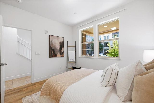 2927 Kaiser Drive, Santa Clara, CA 95051