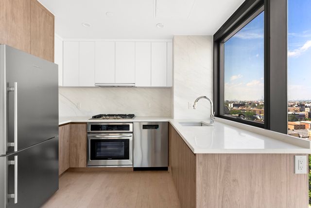 2286 Cropsey Ave Apt 10B, New York City, NY 11214