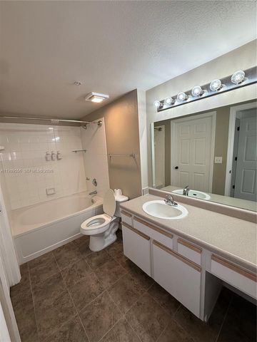11650 SW 2nd Street 16102, Pembroke Pines, FL 33025