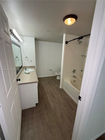 11650 SW 2nd Street 16102, Pembroke Pines, FL 33025