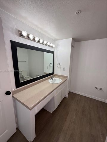 11650 SW 2nd Street 16102, Pembroke Pines, FL 33025