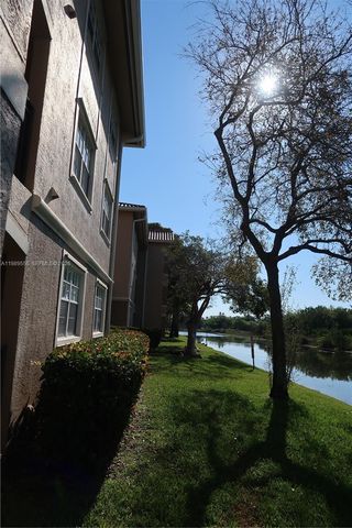 11650 SW 2nd Street 16102, Pembroke Pines, FL 33025