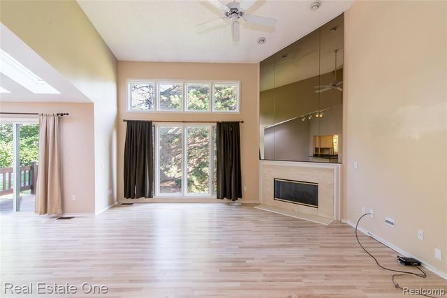 4161 Breckenridge Drive, West Bloomfield, MI 48322