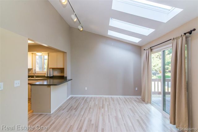 4161 Breckenridge Drive, West Bloomfield, MI 48322