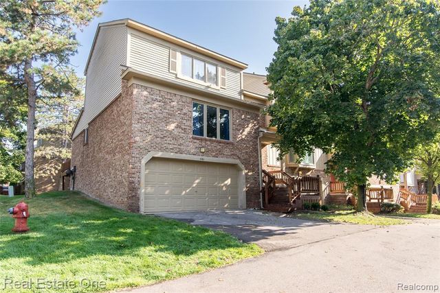 4161 Breckenridge Drive, West Bloomfield, MI 48322