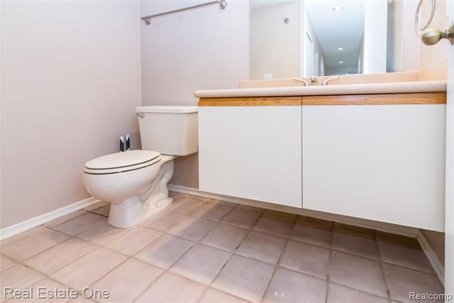 4161 Breckenridge Drive, West Bloomfield, MI 48322