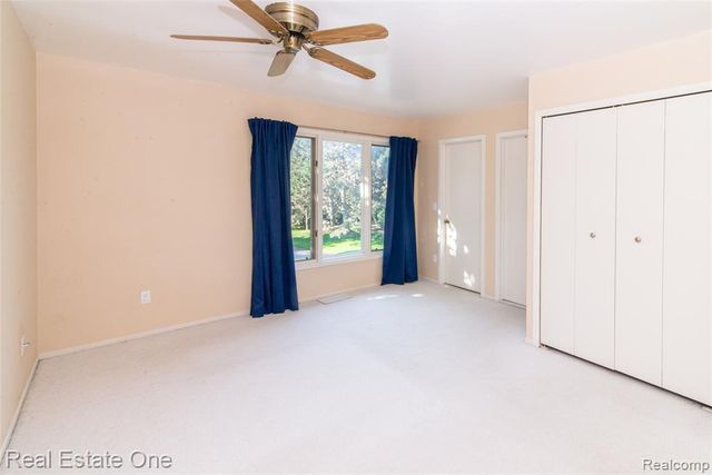 4161 Breckenridge Drive, West Bloomfield, MI 48322