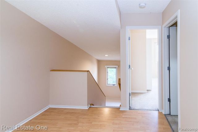 4161 Breckenridge Drive, West Bloomfield, MI 48322