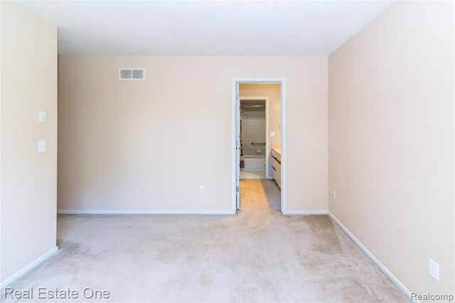 4161 Breckenridge Drive, West Bloomfield, MI 48322