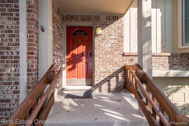 4161 Breckenridge Drive, West Bloomfield, MI 48322