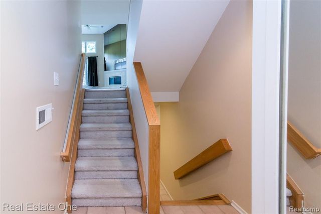 4161 Breckenridge Drive, West Bloomfield, MI 48322