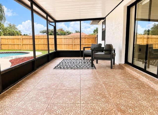 2302 SE Leithgow St, Port St. Lucie, FL 34952
