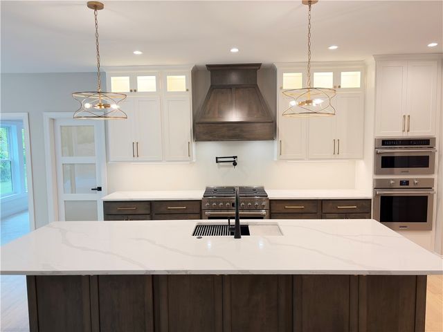 1204 Lake Point Drive, Webster, NY 14580