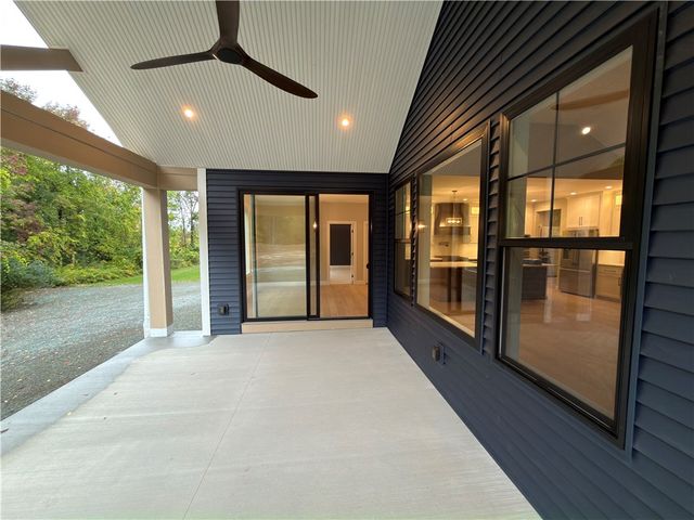 1204 Lake Point Drive, Webster, NY 14580