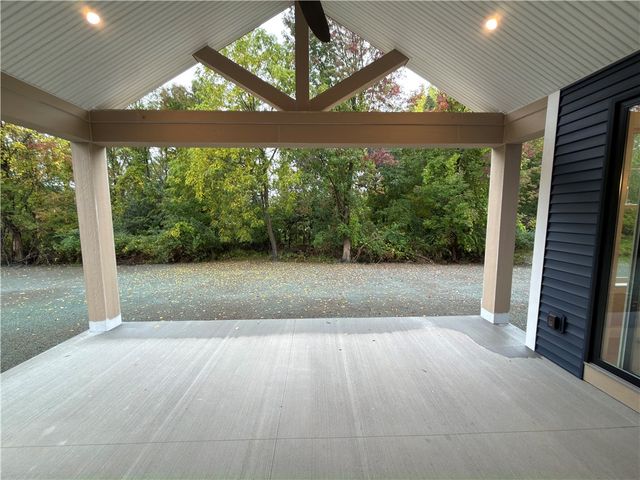 1204 Lake Point Drive, Webster, NY 14580
