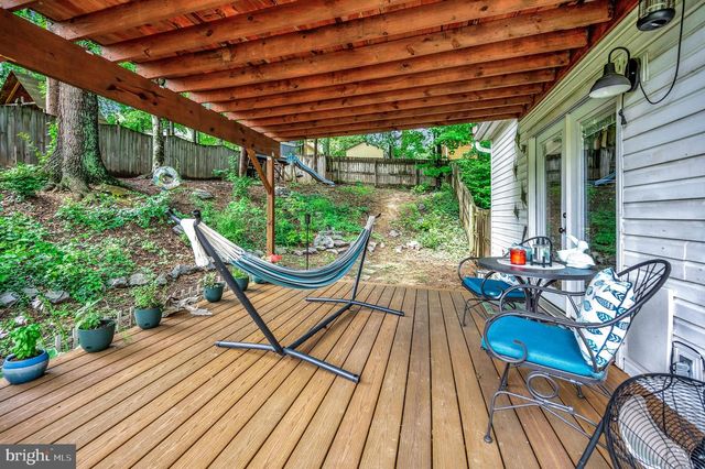 2 SNOW MEADOW LN, Stafford, VA 22554