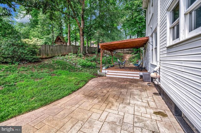 2 SNOW MEADOW LN, Stafford, VA 22554
