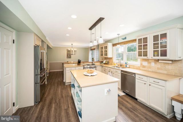 2 SNOW MEADOW LN, Stafford, VA 22554