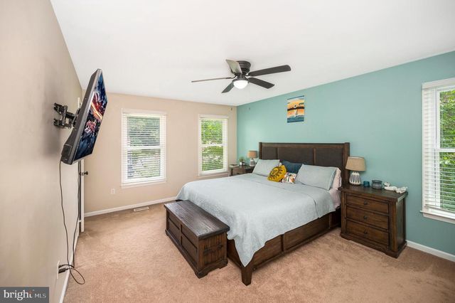 2 SNOW MEADOW LN, Stafford, VA 22554