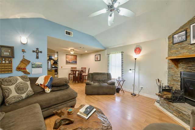 47 Stagecoach Road, Coldspring, TX 77331