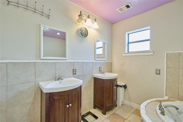 47 Stagecoach Road, Coldspring, TX 77331
