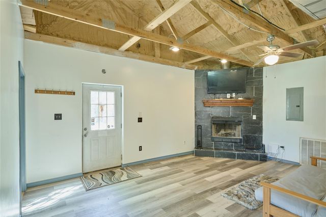 47 Stagecoach Road, Coldspring, TX 77331