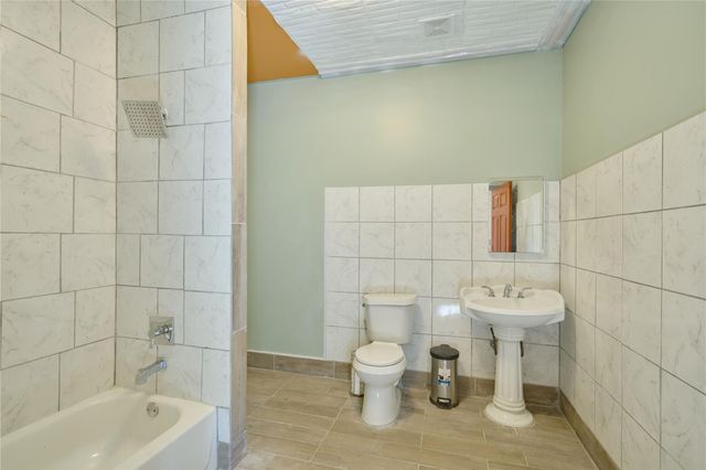 47 Stagecoach Road, Coldspring, TX 77331