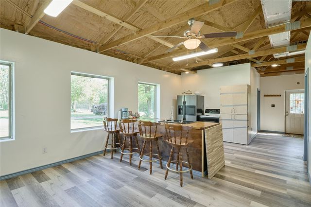 47 Stagecoach Road, Coldspring, TX 77331