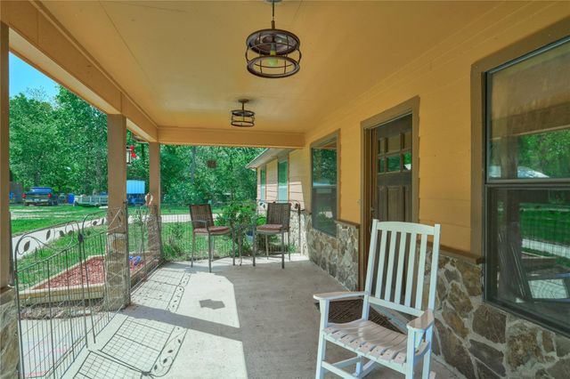 47 Stagecoach Road, Coldspring, TX 77331