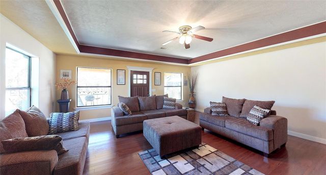 47 Stagecoach Road, Coldspring, TX 77331