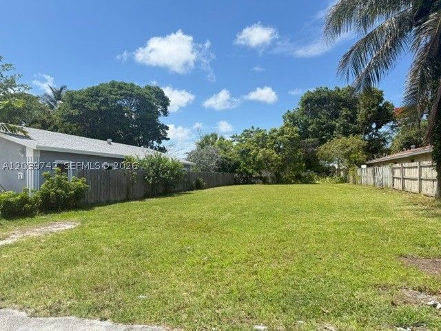 213 NW 12th St, Pompano Beach, FL 33060