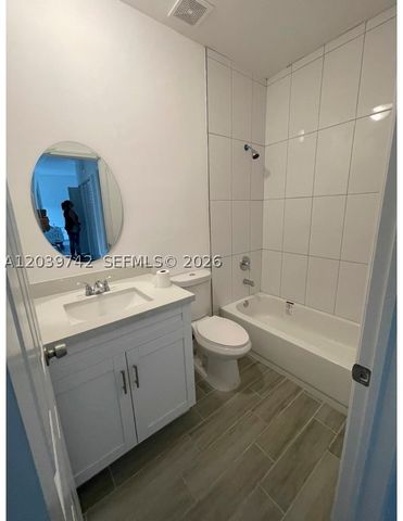 213 NW 12th St, Pompano Beach, FL 33060