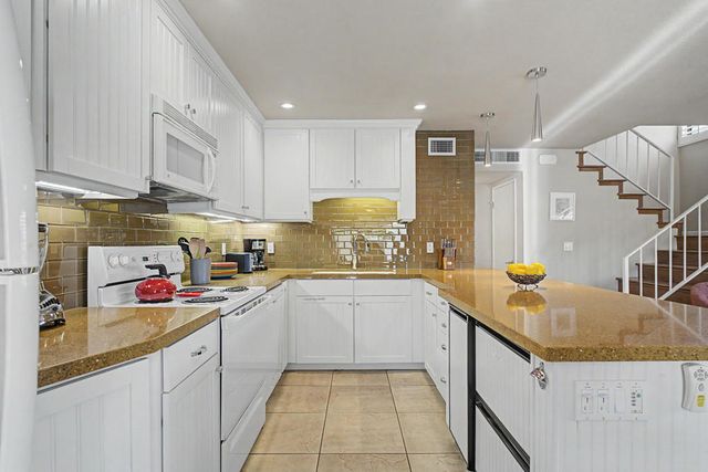 45421 Lupine Lane 1, Palm Desert, CA 92260