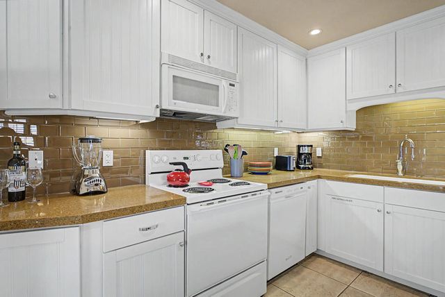 45421 Lupine Lane 1, Palm Desert, CA 92260