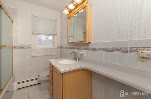 10 Gavel Road, Sayreville, NJ 08872