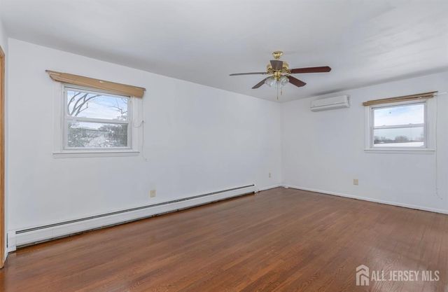 10 Gavel Road, Sayreville, NJ 08872